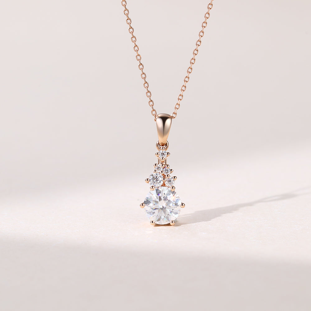 1.13 CT Round Diamond Cluster Pendant Necklace in Solid Gold 1